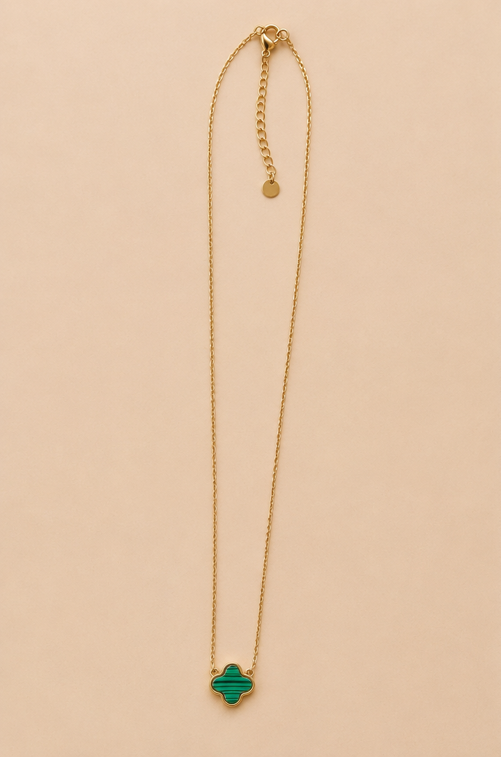 Collier fleur Elégance